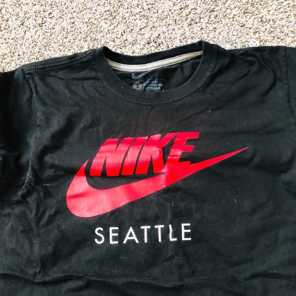 Nike Seattle t shirt sz small